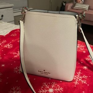 Kate Spade Darcy Small Bucket Bag